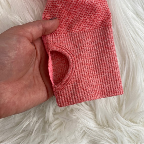 Gymshark Ombre Seamless Coral Peach Set - Picture 8 of 16